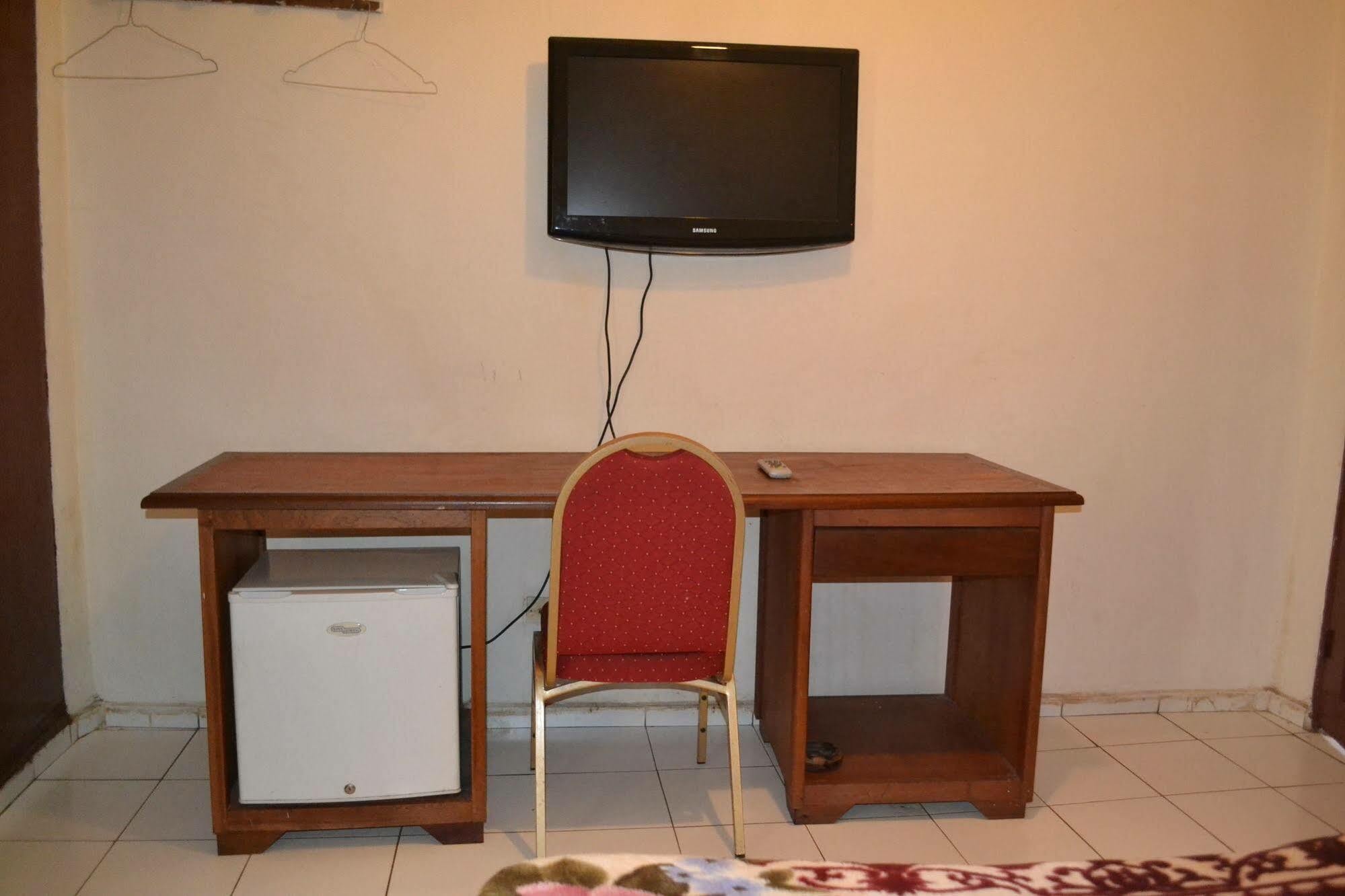Hotel Le Diplomate Yaoundé Buitenkant foto